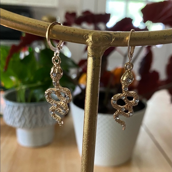 MAKE ME AND OFFER Gold and Rhinestone Snake Charm Huggie Earrings - Picture 2 of 2